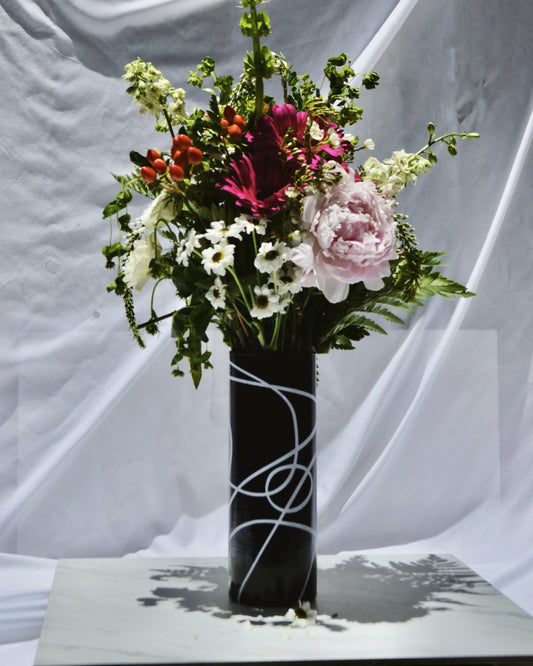 Black Modern Lines Vase (Small)